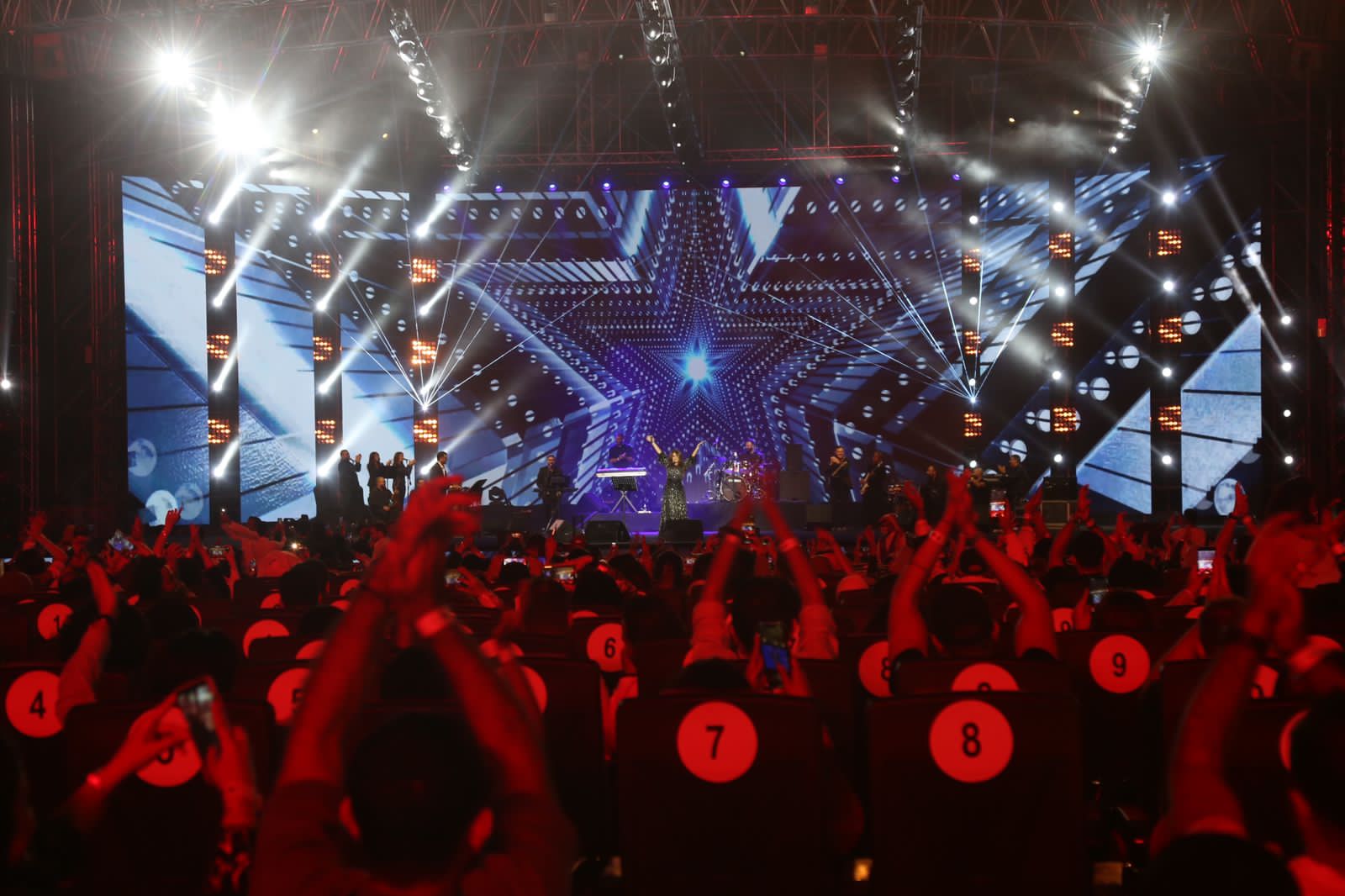 Elissa and Cheb Khaled light up Mohamed Abdo Arena